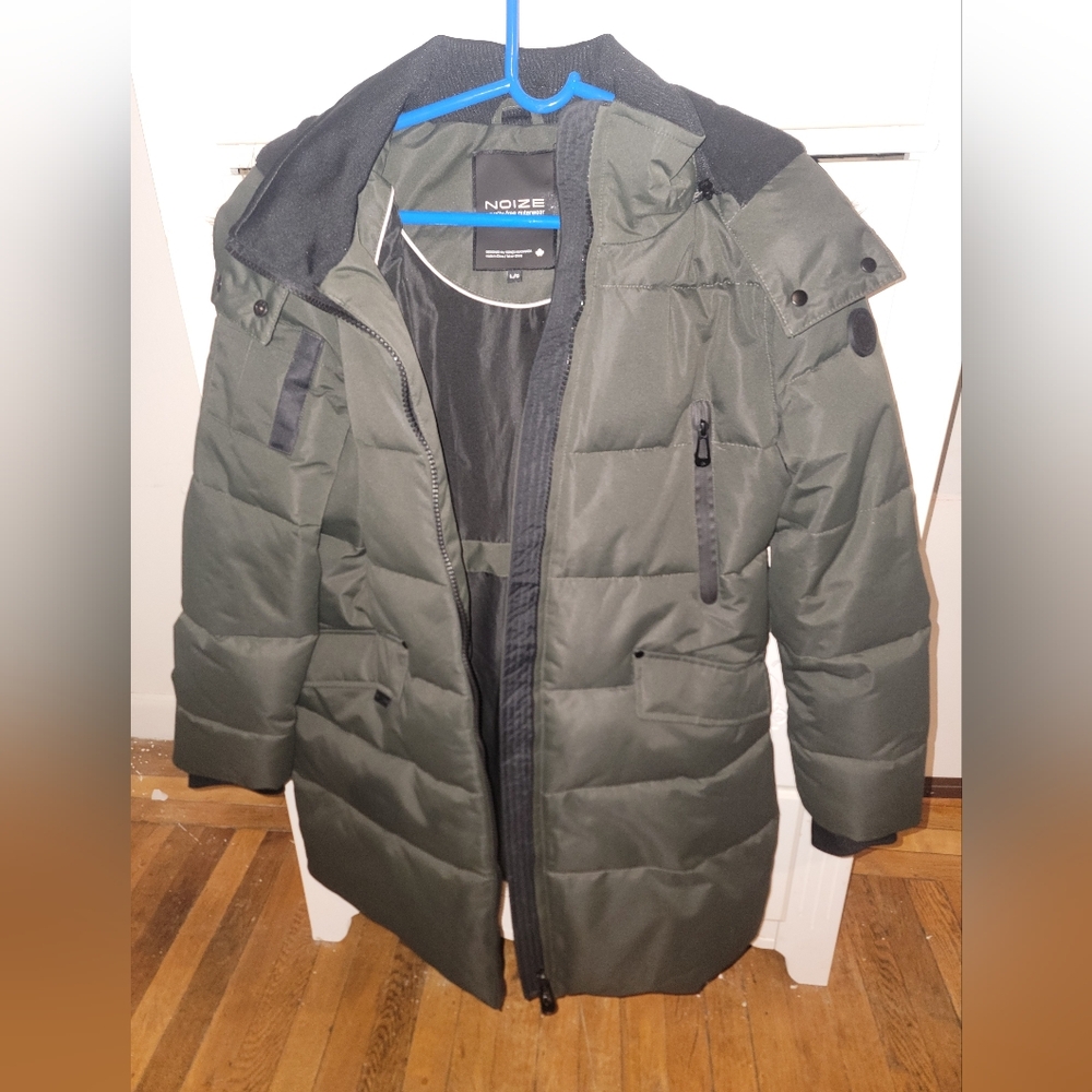 Noize Women's Green Puffer Jacket